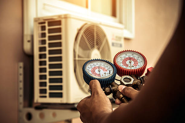 Professional Hvac technician working in Rock Glen, PA